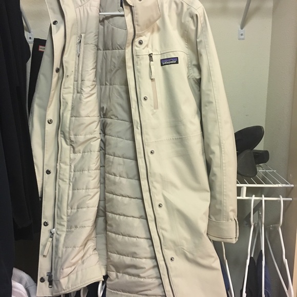 Patagonias Women Stormdrift Parka 
